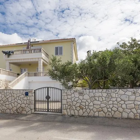 Apartment Butorovic
